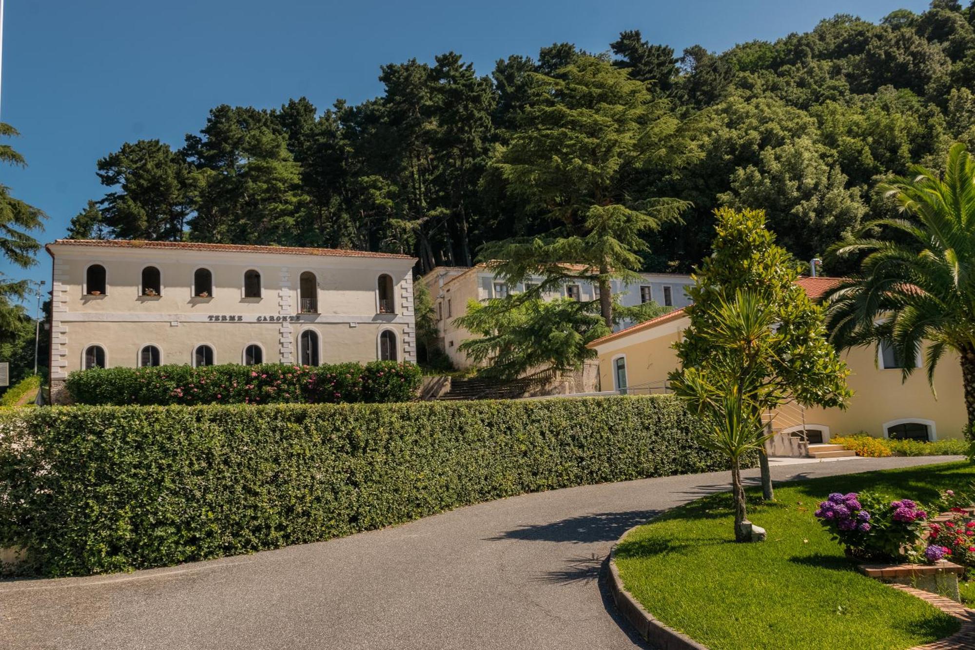 Hotel Ristorante La Mimosa Lamezia Terme Buitenkant foto