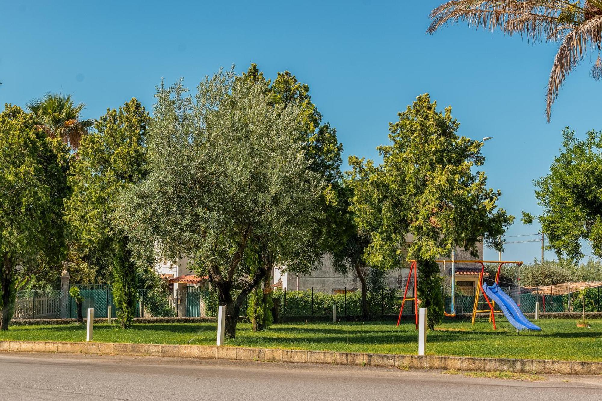 Hotel Ristorante La Mimosa Lamezia Terme Buitenkant foto